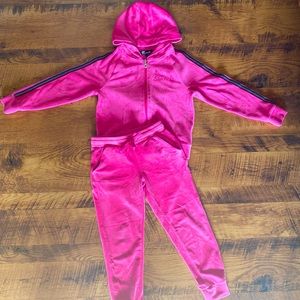 Girls SKECHERS softy track suit